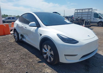 2024 Tesla Model Y Long Range Dual Motor All-wheel Drive, daño Frontal, Iaai lote 45994821