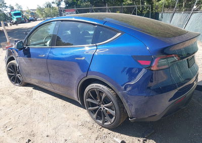 2022 Tesla Model Y Long Range Dual Motor All-wheel Drive, daño Frontal izquierdo, Iaai lote 46106049, foto 3 de 16