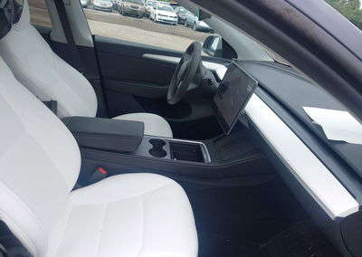 2024 Tesla Model Y Long Range Dual Motor All-wheel Drive, пошкодження: Front & Rear, Iaai лот 45895555, фото 5 з 22