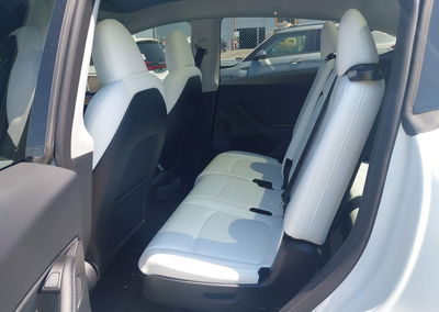 2024 Tesla Model Y Long Range Dual Motor All-wheel Drive, daño Frontal, Iaai lote 45994821, foto 8 de 19
