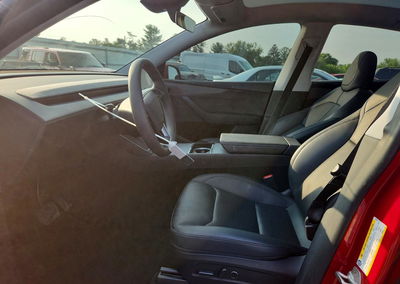 2026 Tesla Model Y, daño Lateral, Copart lote 64194406, foto 7 de 12