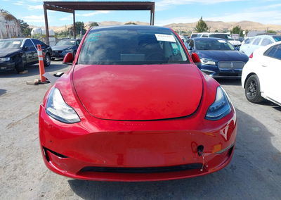 2022 Tesla Model Y Long Range Dual Motor All-wheel Drive, uszkodzenie: Tył, Iaai lot 45682283, zdjęcie 12 z 18