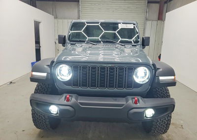 2025 Jeep Wrangler Rubicon, daño Trasero, Copart lote 60061066, foto 5 de 12