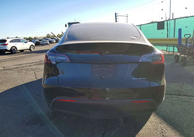 2023 Tesla Model Y, daño Frontal, Copart lote 71895596, foto 6 de 14
