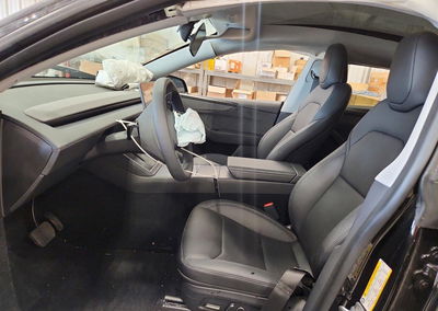 2026 Tesla Model Y, daño Frontal, Copart lote 67032116, foto 7 de 15