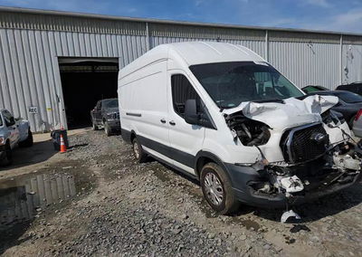 2022 Ford Transit 350 Delivery Van, Front End damage, Copart lot 71361686, photo 14 of 15