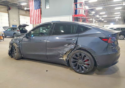 2022 Tesla Model Y, daño Frontal, Copart lote 52304696, foto 2 de 15