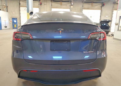 2022 Tesla Model Y, daño Frontal, Copart lote 52304696, foto 6 de 15