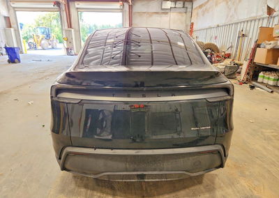 2026 Tesla Model Y, daño Frontal, Copart lote 67032116, foto 6 de 15