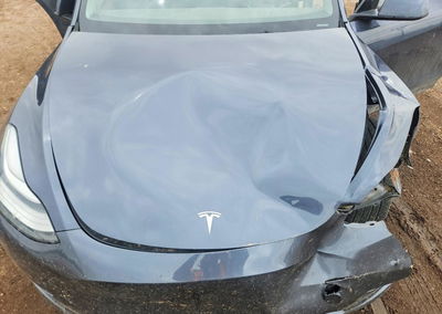2023 Tesla Model Y, daño Frontal, Copart lote 55060896, foto 11 de 12