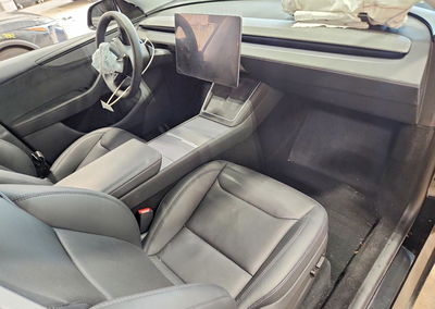 2026 Tesla Model Y, daño Frontal, Copart lote 67032116, foto 8 de 15