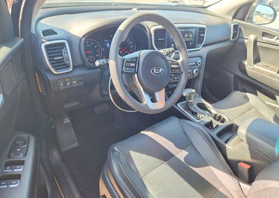 2020 Kia Sportage Lx, daño Frontal, Copart lote 68088256, foto 8 de 15