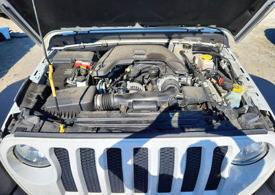 2019 Jeep Wrangler Unlimited Sport, daño Bajos, Copart lote 71296456, foto 12 de 13