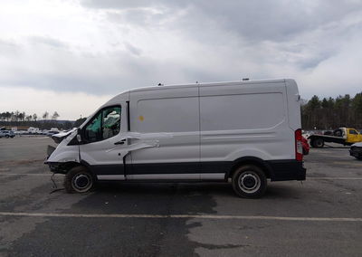 2023 Ford Transit-250, Front End damage, Iaai lot 44731789, photo 14 of 16