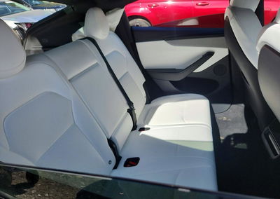 2026 Tesla Model Y, uszkodzenie: Bok, Copart lot 70372336, zdjęcie 10 z 14