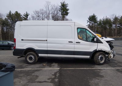 2023 Ford Transit-250, Front End damage, Iaai lot 44731789, photo 13 of 16