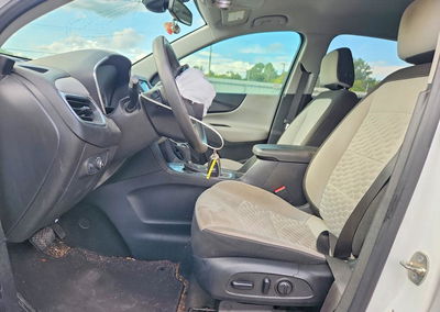 2020 Chevrolet Equinox Ls, daño Frontal, Copart lote 67349156, foto 7 de 15