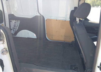 2019 Ford Transit Connect Xl, daño Left & Right Side, Iaai lote 46210009, foto 8 de 17