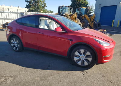 2023 Tesla Model Y, daño Lateral, Copart lote 66609786, foto 4 de 16