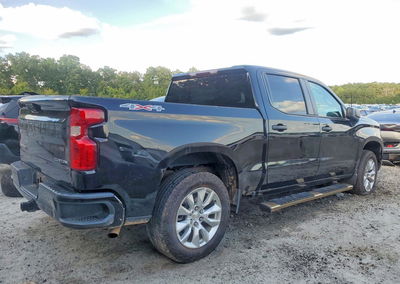 2022 Chevrolet Silverado K1500 Custom, daño Frontal, Copart lote 67387316, foto 3 de 13