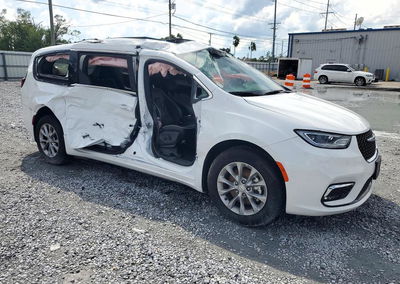 2026 Chrysler Pacifica Limited, uszkodzenie: Bok, Copart lot 71510156, zdjęcie 4 z 13