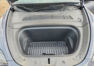 2023 Tesla Model Y, daño Lateral, Copart lote 67203446, foto 11 de 14