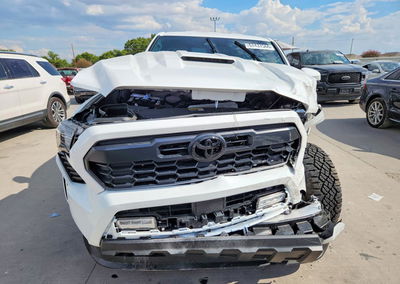 2026 Toyota Tacoma Trd Sport, пошкодження: Передня частина, Copart лот 67437566, фото 5 з 12