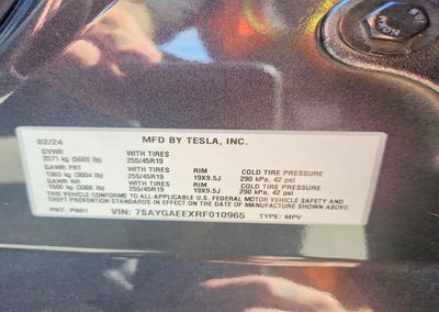 2024 Tesla Model Y, daño Frontal, Copart lote 67742386, foto 13 de 15