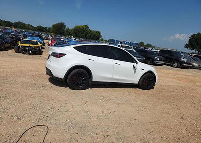 2023 Tesla Model Y, uszkodzenie: Przód, Copart lot 64448916, zdjęcie 14 z 15