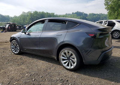 2026 Tesla Model Y, daño Frontal, Copart lote 60577916, foto 2 de 16