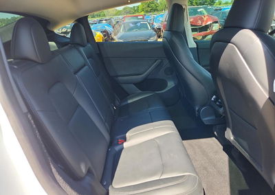 2023 Tesla Model Y, uszkodzenie: Przód, Copart lot 64448916, zdjęcie 11 z 15