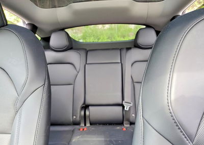 2026 Tesla Model Y, daño Frontal, Copart lote 60577916, foto 10 de 16
