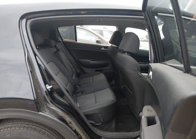 2022 Kia Sportage Lx, Theft damage, Iaai lot 46191608, photo 8 of 17