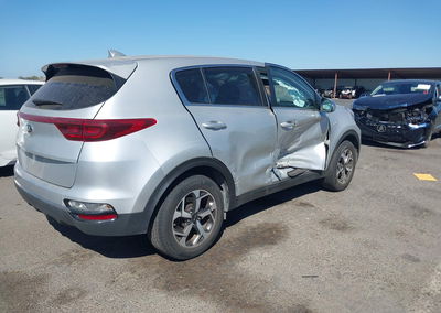 2020 Kia Sportage Lx, пошкодження: Правий бік, Iaai лот 46130035, фото 4 з 16