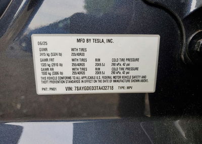 2026 Tesla Model Y, daño Frontal, Copart lote 60577916, foto 14 de 16