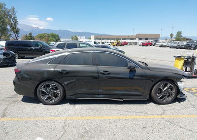 2026 Kia K5 Gt-line Fwd, daño Frontal, Iaai lote 45962789, foto 13 de 18