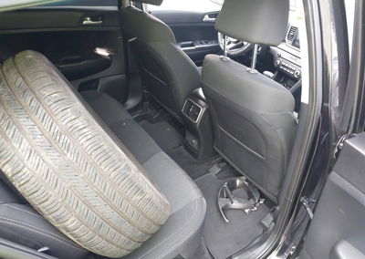 2020 Kia Sportage Lx, Right Side damage, Iaai lot 46136491, photo 8 of 22