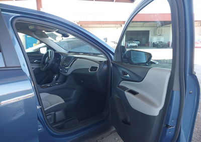 2024 Chevrolet Equinox Fwd Ls, daño Frontal, Iaai lote 46241780, foto 5 de 17