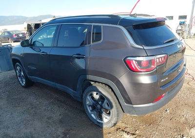 2020 Jeep Compass Limited 4x4, daño Frontal, Iaai lote 45969895, foto 3 de 16