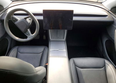 2026 Tesla Model Y, daño Frontal, Copart lote 60577916, foto 8 de 16