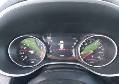 2020 Jeep Compass Limited 4x4, daño Frontal, Iaai lote 45969895, foto 7 de 16