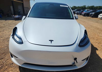 2023 Tesla Model Y, uszkodzenie: Przód, Copart lot 64448916, zdjęcie 5 z 15