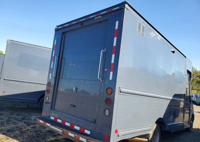 2021 Ford Transit Delivery Truck, uszkodzenie: Tył, Copart lot 70427236, zdjęcie 6 z 13
