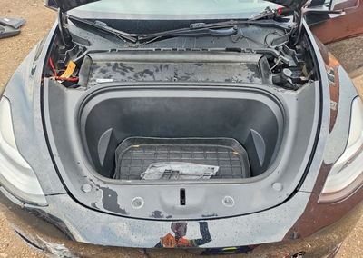 2022 Tesla Model Y, daño Frontal, Copart lote 56080806, foto 11 de 14