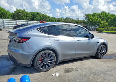 2024 Tesla Model Y, Side damage, Copart lot 68535016, photo 3 of 15