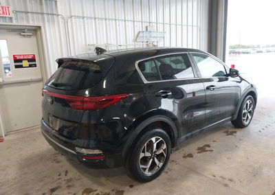 2020 Kia Sportage Lx, Left Side damage, Iaai lot 46145660, photo 4 of 17