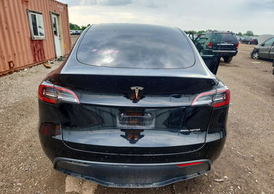 2022 Tesla Model Y, daño Frontal, Copart lote 56080806, foto 6 de 14