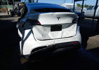 2023 Tesla Model Y Awd/long Range Dual Motor All-wheel Drive, Rear damage, Iaai lot 45906044, photo 6 of 19