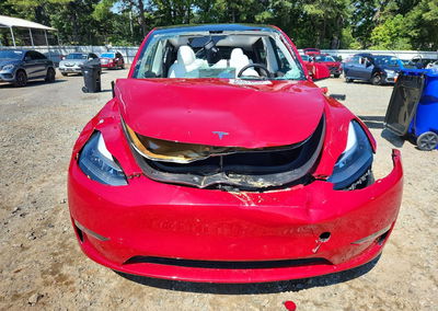 2023 Tesla Model Y, daño Frontal, Copart lote 68824586, foto 5 de 14
