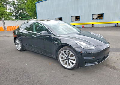 2019 Tesla Model 3, daño Lateral, Copart lote 59025436, foto 4 de 15